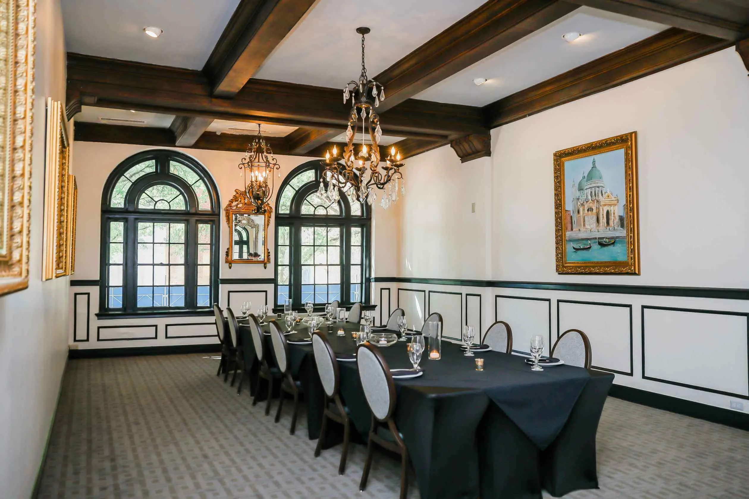 The Dunhill Hotel — gallery preview 1